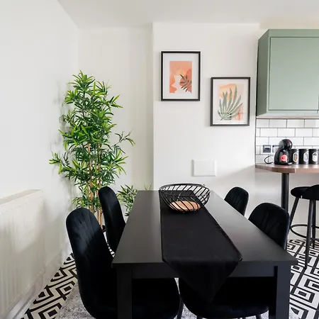 Victorian Charm Apartment London Exterior photo
