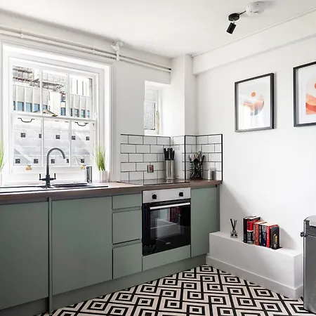 Victorian Charm Apartment London Exterior photo